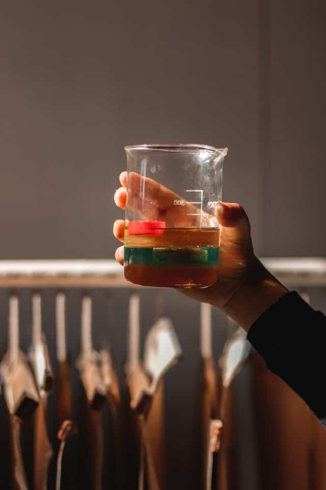 How To Tell If A Rabbit Is Dehydrated? 2 dark smelly rabbit urine